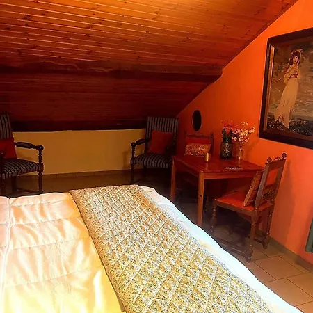 In Bouillon With Terrace *