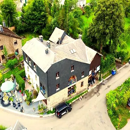 In Bouillon With Terrace