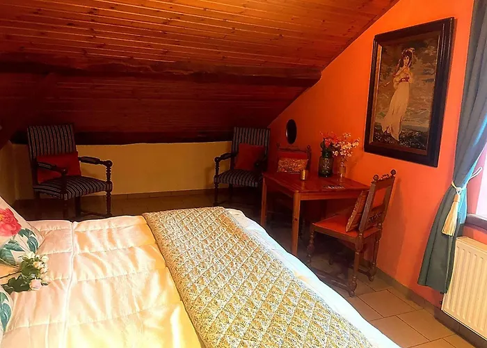 In Bouillon With Terrace *