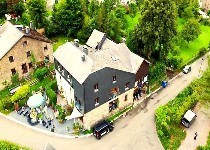 In Bouillon With Terrace